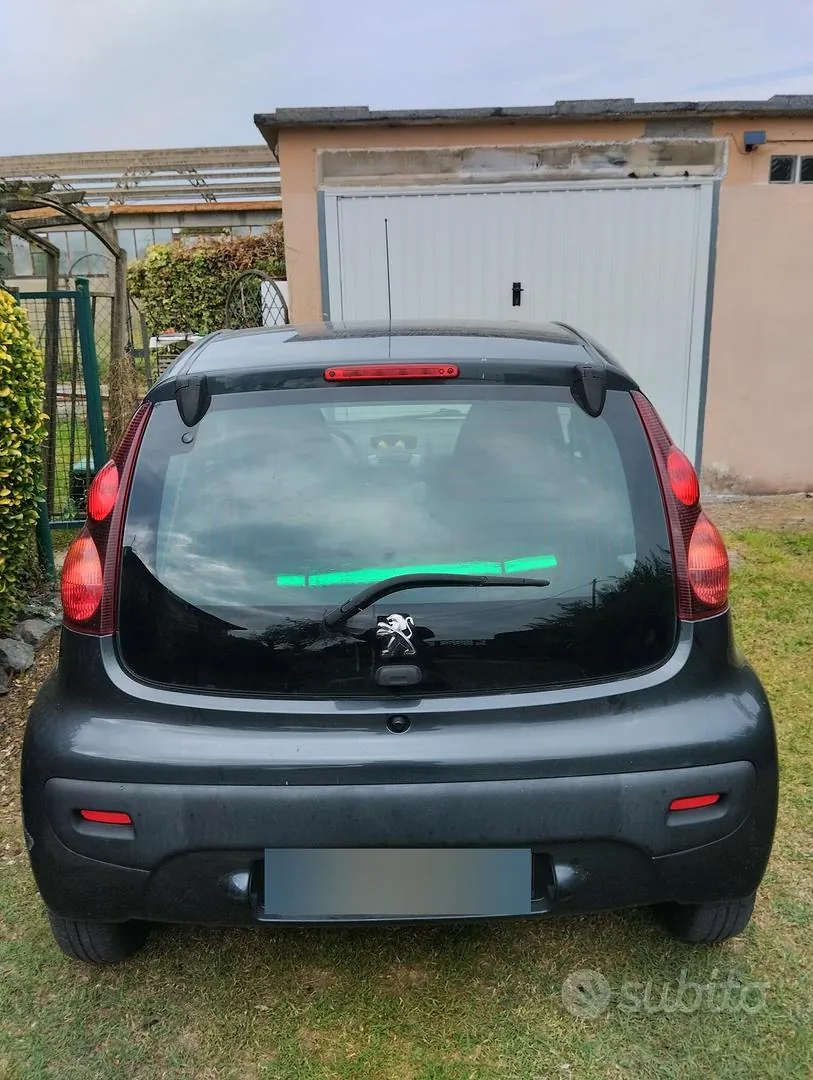 Peugeot 107 2012 photo 2