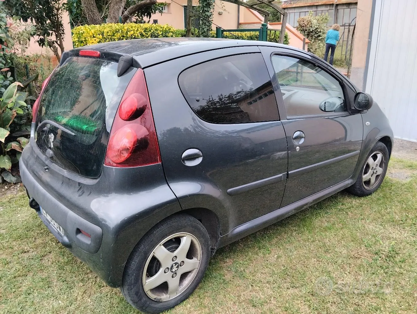 Peugeot 107 2012 photo 3