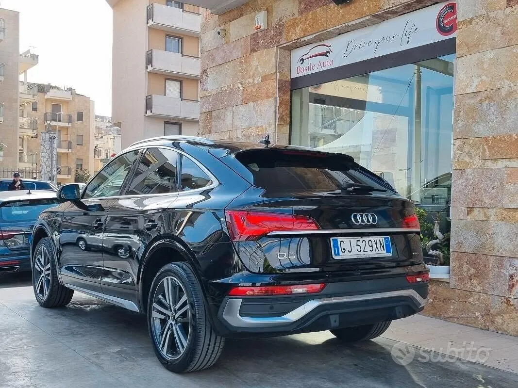 Audi Q5 2022 photo 3