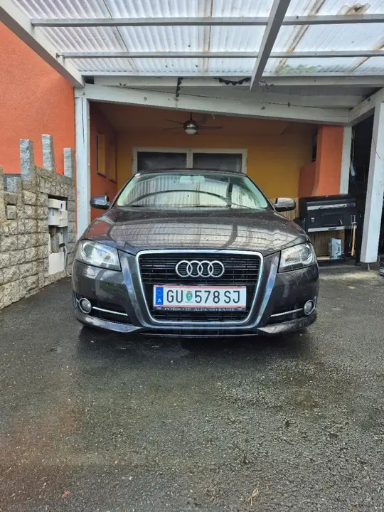 Audi A3 Sportback 2010 photo 2