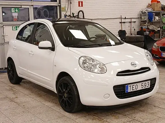 Nissan Micra 2012 photo 2