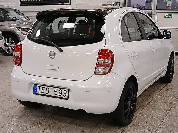 Nissan Micra 2012 photo 4