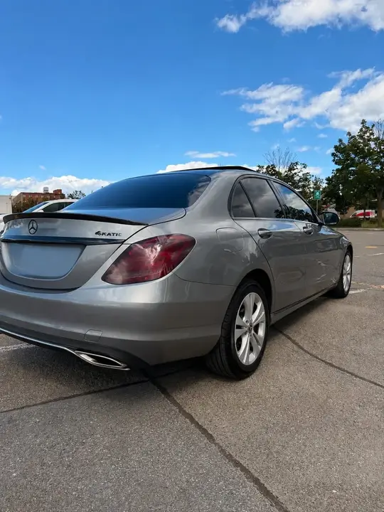 Mercedes-Benz C300 2015 photo 3