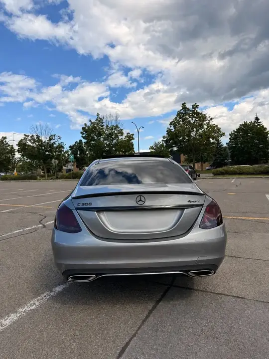 Mercedes-Benz C300 2015 photo 4
