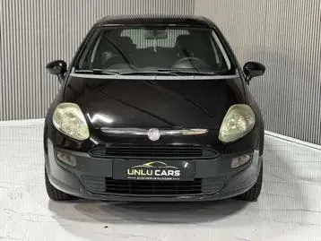 Fiat Grande Punto 2010 photo 2