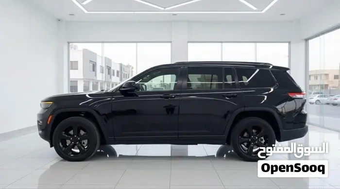 Jeep Grand Cherokee L 2024 photo 2