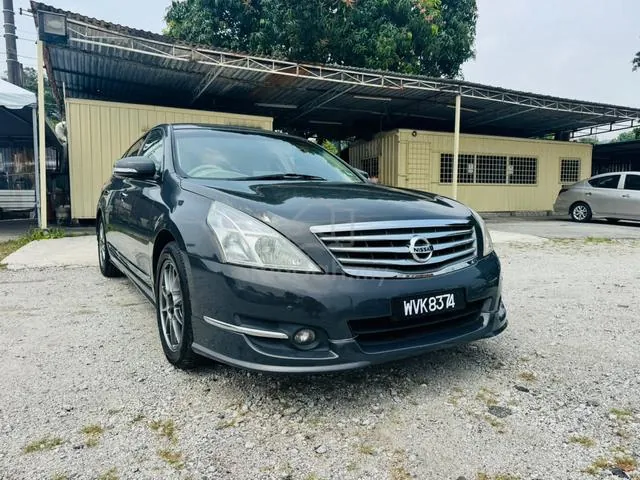 Nissan Teana