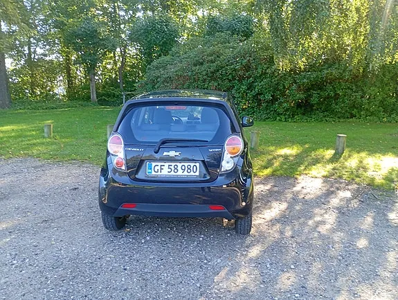Chevrolet Spark 2011 photo 3