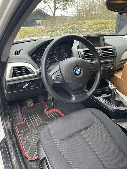 BMW 118D 2014 photo 3