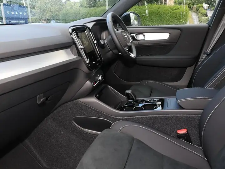 Volvo Xc40 2026 photo 3
