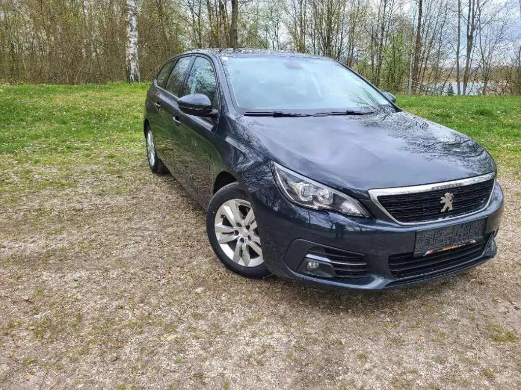 Peugeot 308 2017 photo 2