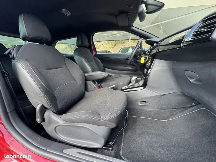DS Automobiles Ds3 2018 photo 5
