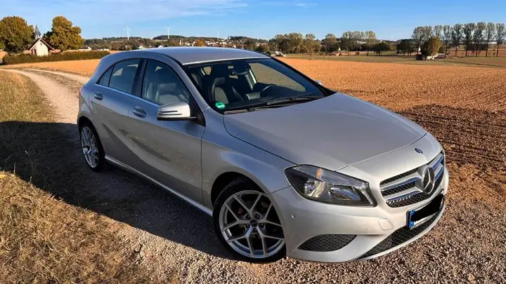 Mercedes-Benz A 180