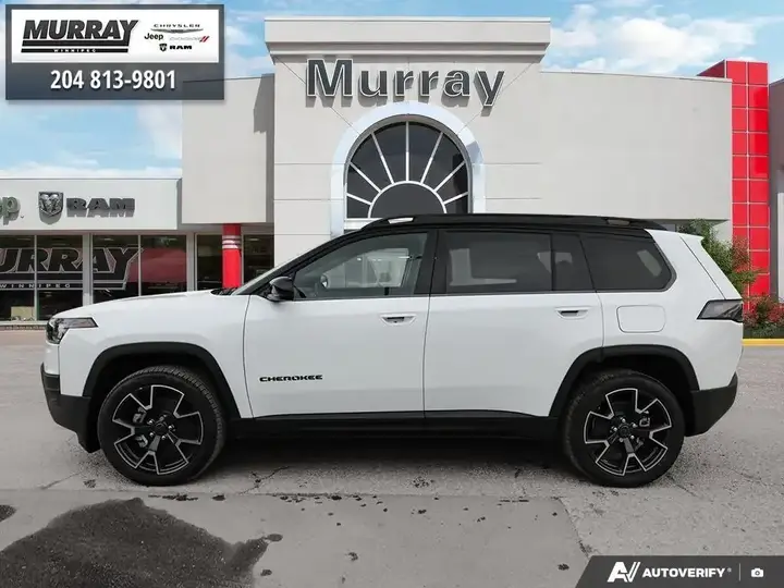 Jeep Cherokee 2026 photo 2
