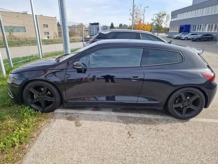 Volkswagen Scirocco 2011 photo 2