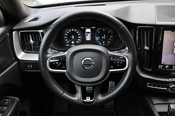 Volvo Xc60 2019 photo 4