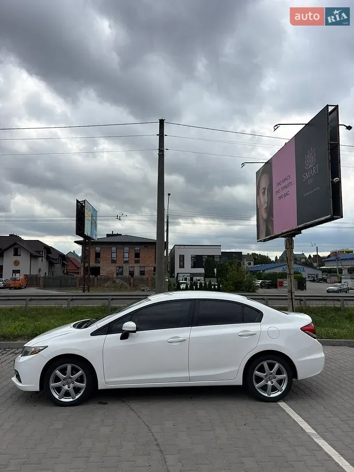 Honda Civic 2014 photo 4