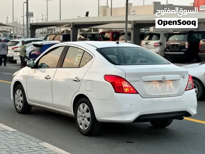Nissan Sunny 2022 photo 4