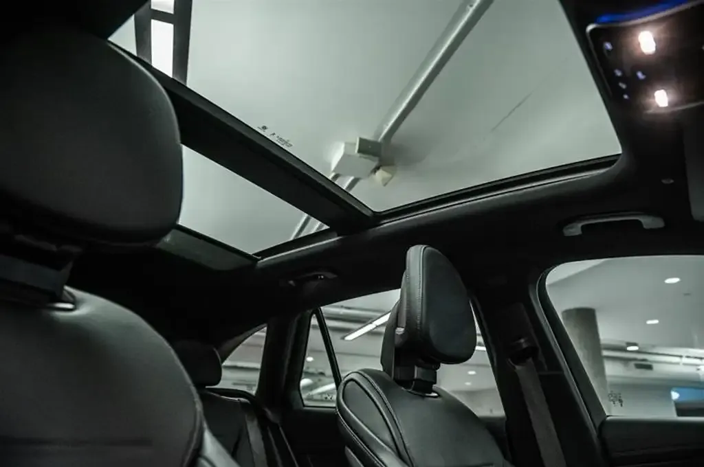 Mercedes-Benz Glc 2026 photo 2
