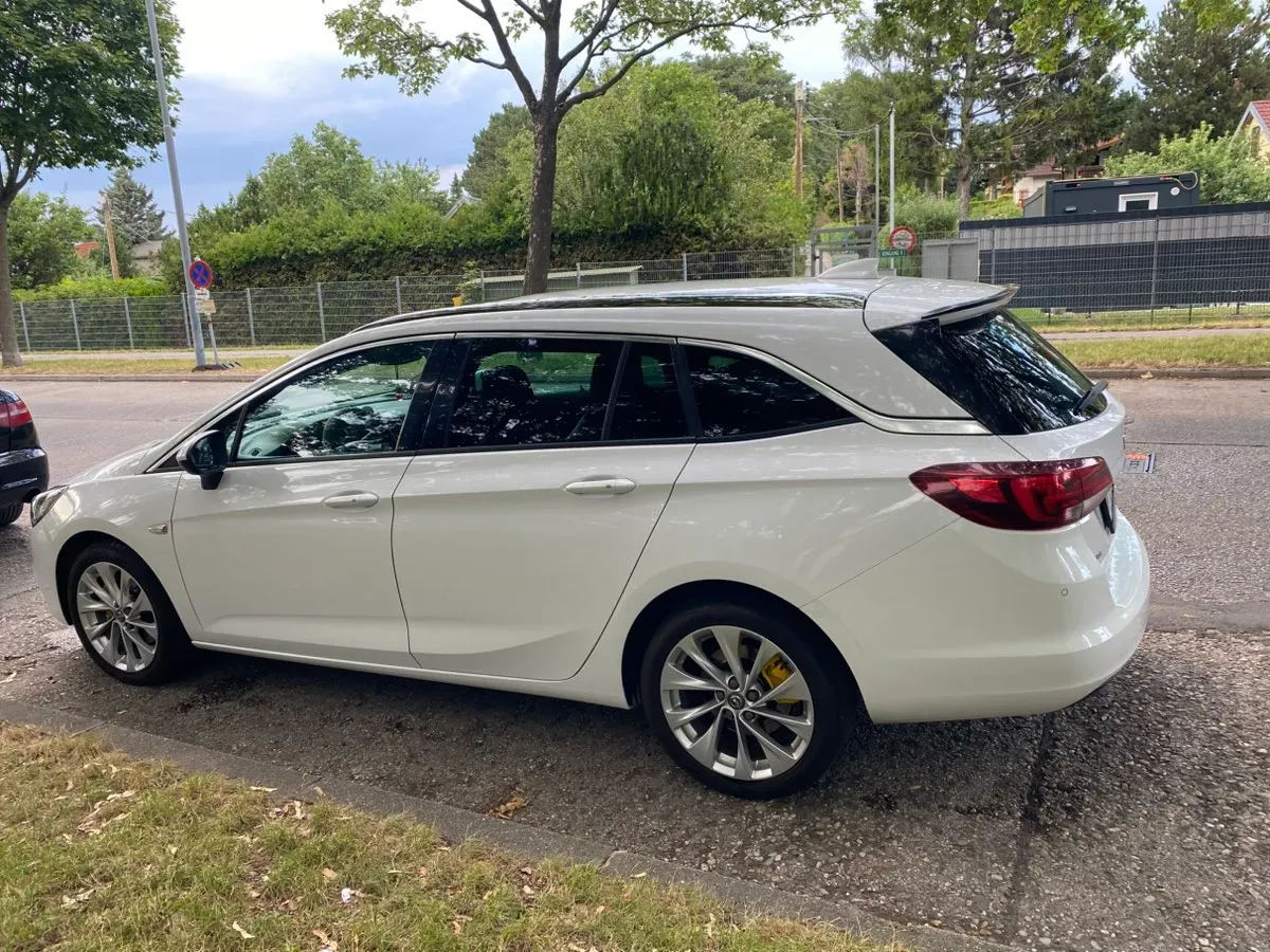 Opel Astra 2016 photo 2