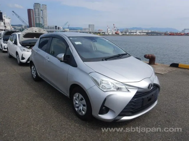 Toyota Vitz F