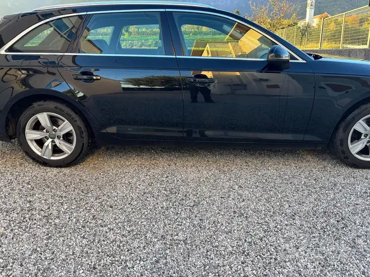 Audi A4 Avant 2016 photo 4