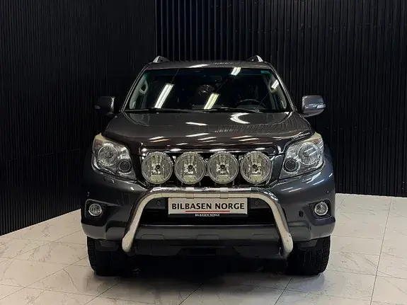 Toyota Land Cruiser 2012 photo 3
