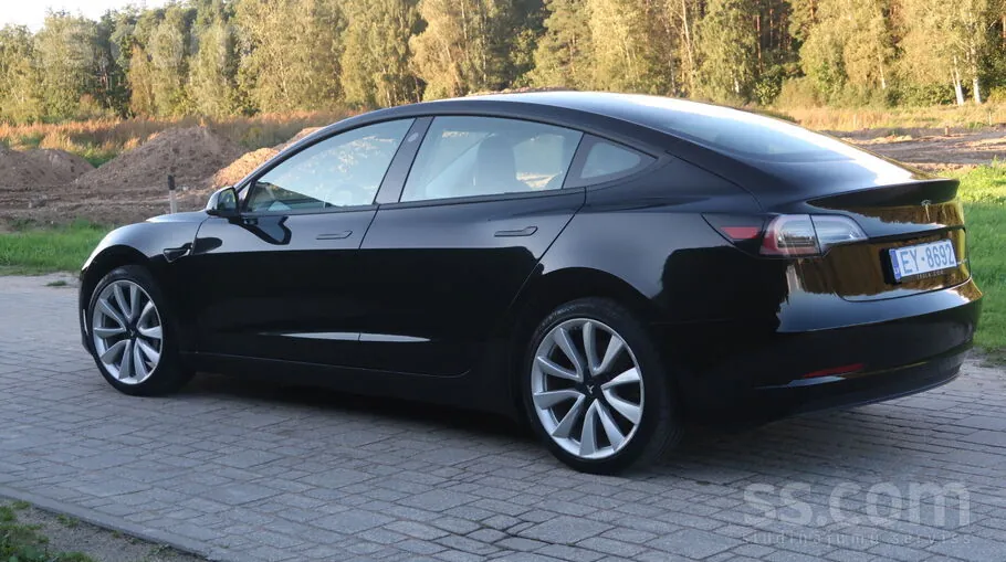 Tesla Model 3 2019 photo 4