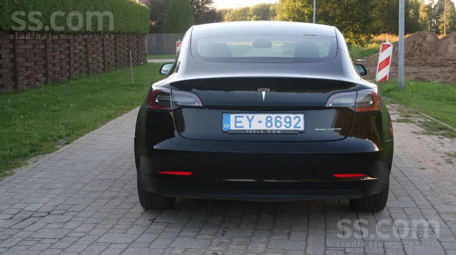 Tesla Model 3 2019 photo 5