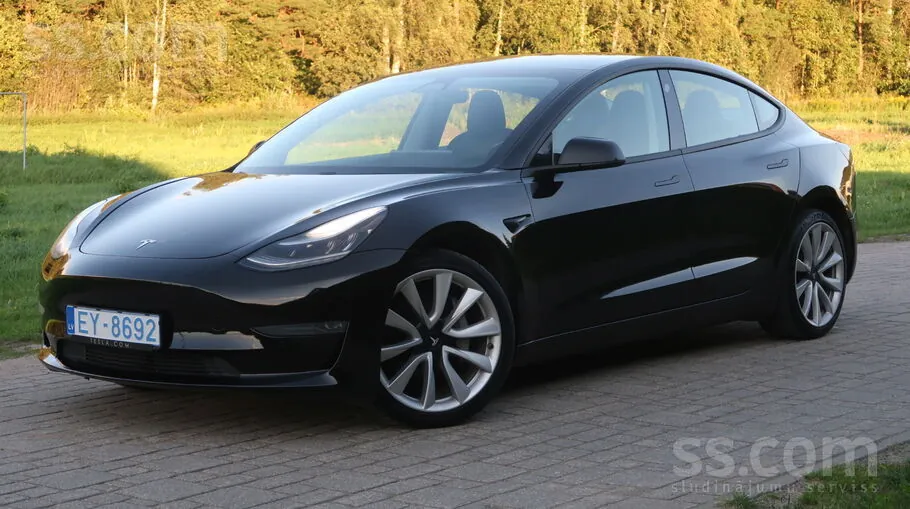 Tesla Model 3 2019 photo 2