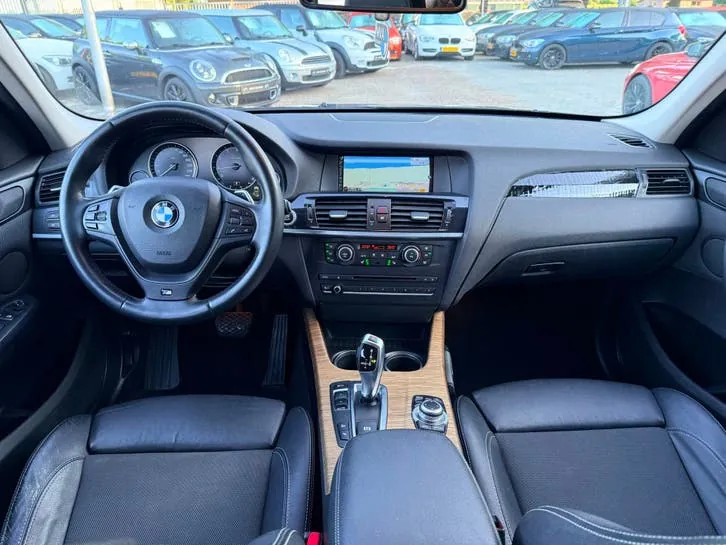 BMW X3 2013 photo 2