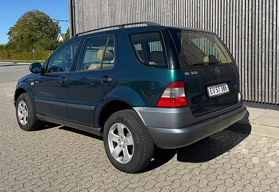 Mercedes-Benz Ml320 1999 photo 3