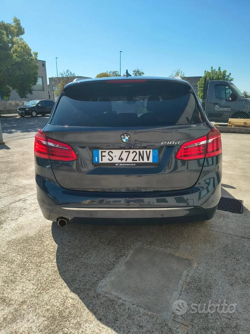 BMW 218D Active Tourer 2017 photo 4
