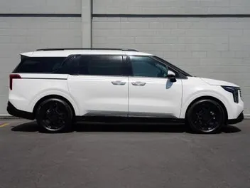 Kia Carnival 2025 photo 4