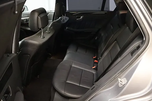 Mercedes-Benz E350 2011 photo 5