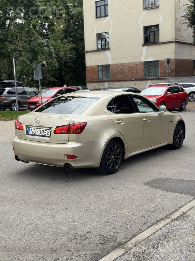 Lexus Is 2006 photo 4