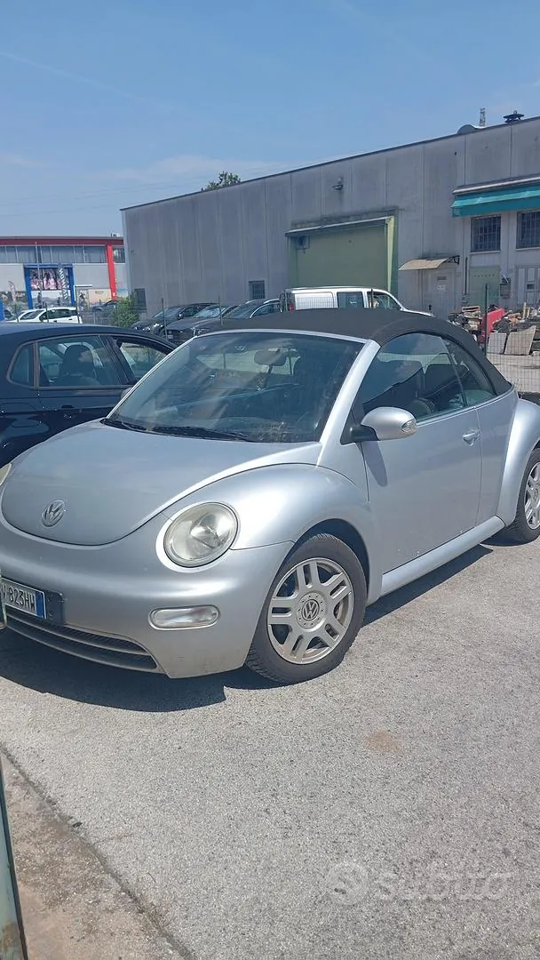 Volkswagen Beetle 2005 photo 2