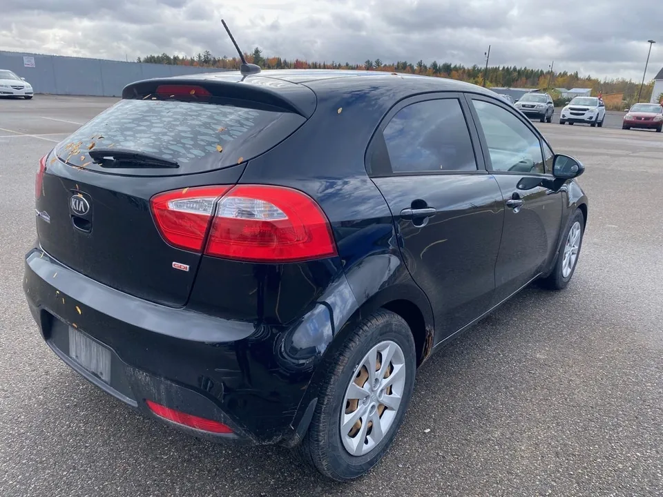 Kia Rio 2014 photo 4