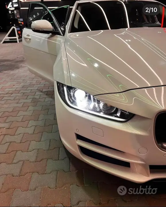 Jaguar Xe 2016 photo 2