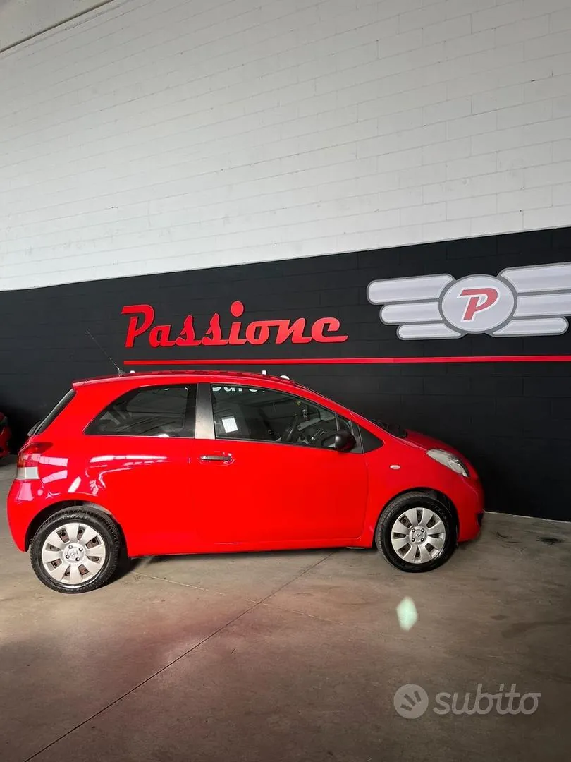 Toyota Yaris 2009 photo 4