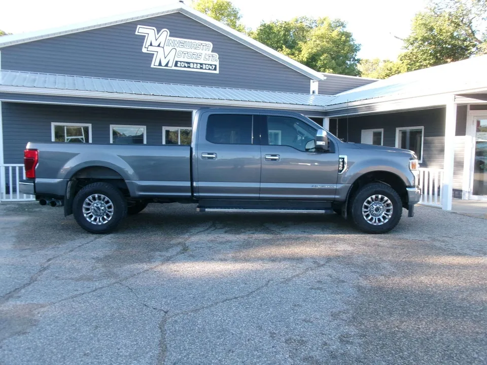 Ford F350 2022 photo 2