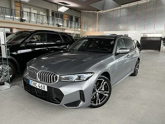 BMW 330E