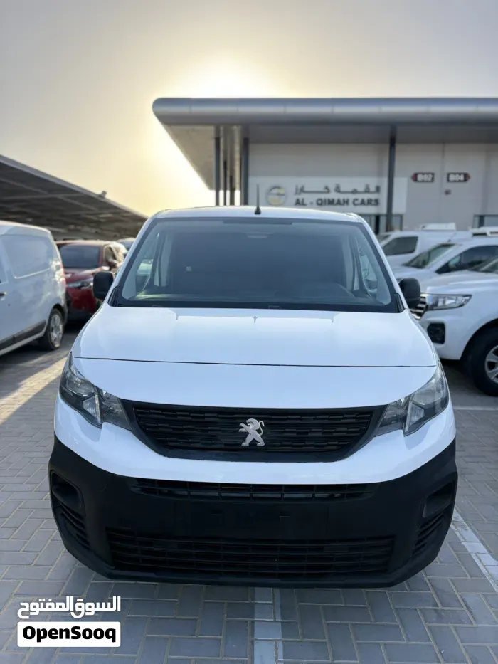 Peugeot Partner 2022 photo 3