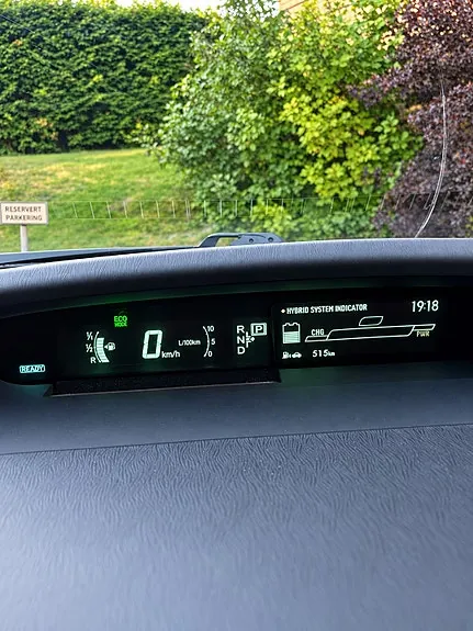 Toyota Prius 2010 photo 4