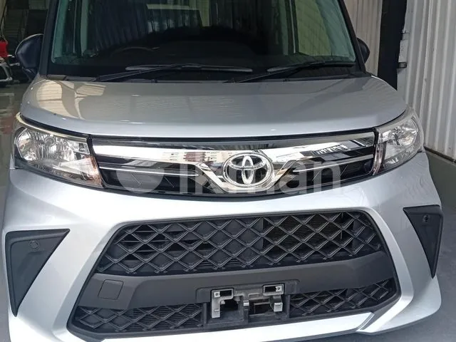 Toyota Roomy 2023 photo 3