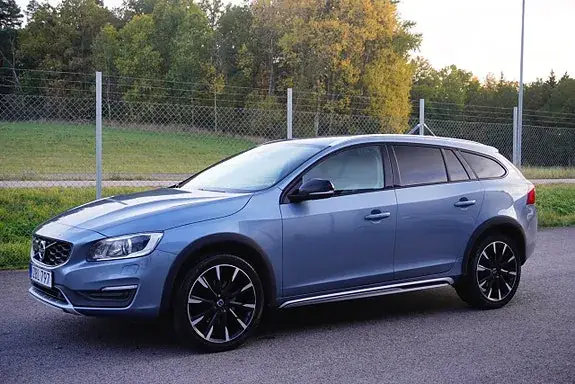 Volvo V60 Cross Country