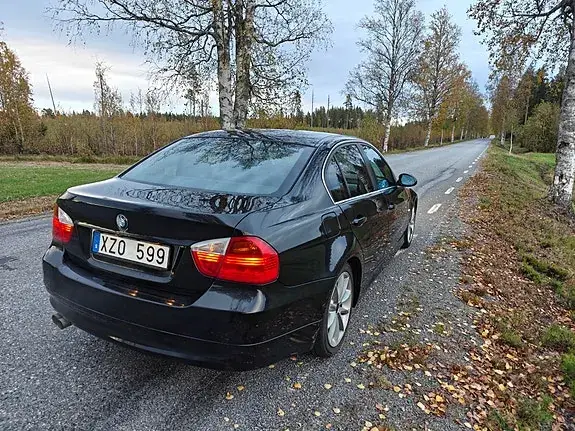 BMW 325I 2007 photo 2