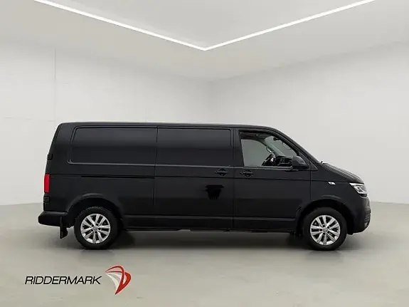 Volkswagen Transporter 2023 photo 2