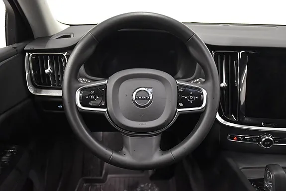 Volvo V60 2023 photo 2