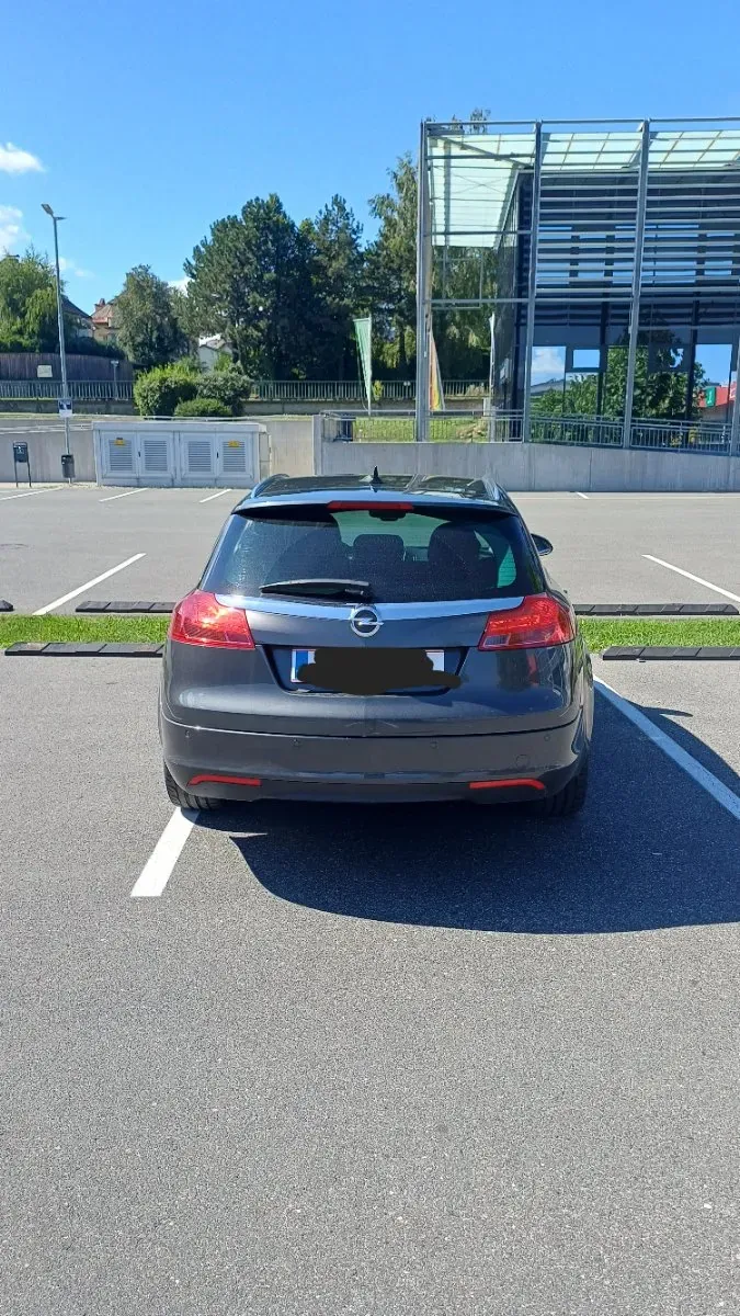 Opel Insignia 2011 photo 2